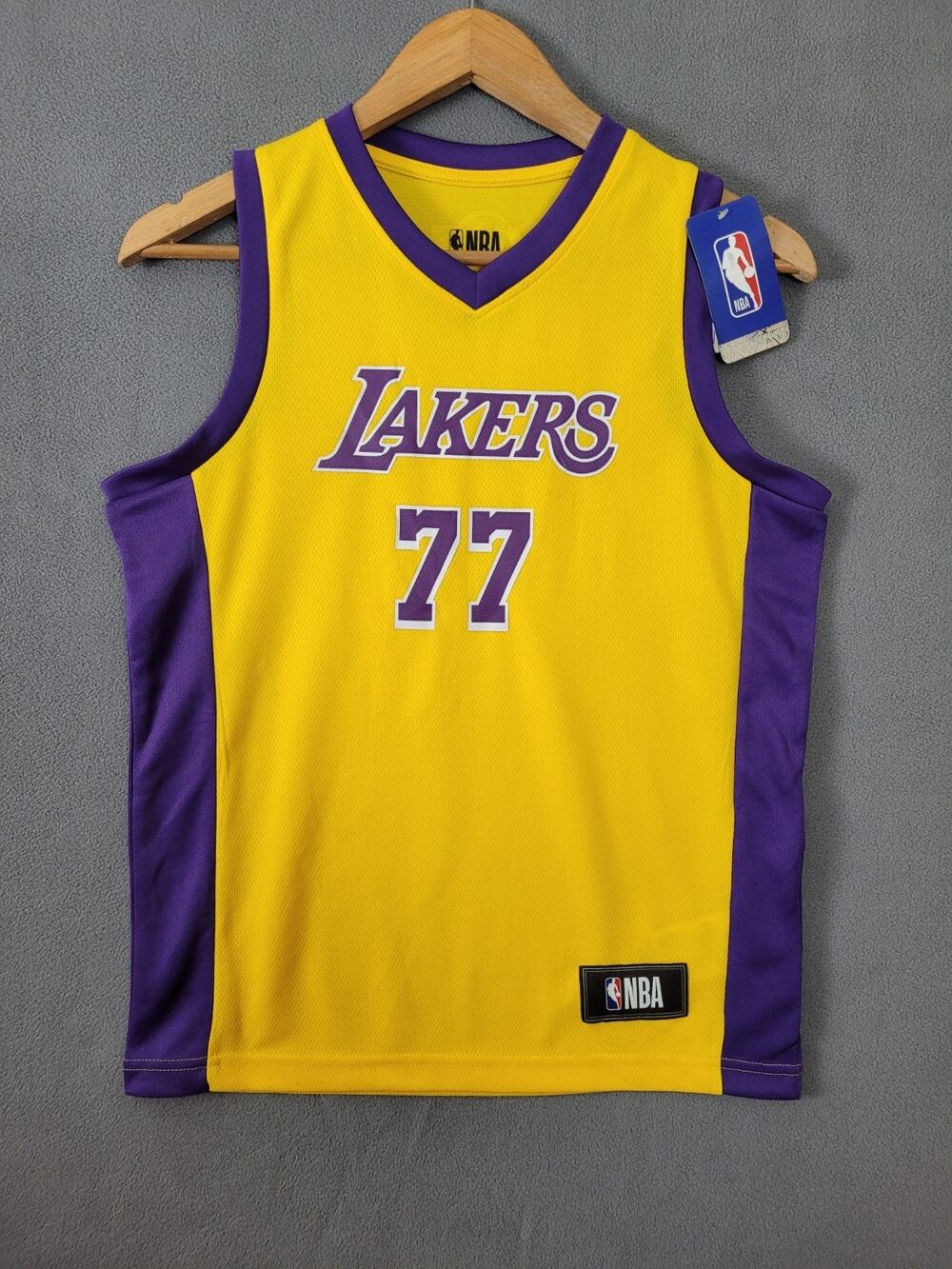 Luka Dončić #77 Los Angeles Lakers NBA Jersey YOUTH Large Gold Purple Licensed